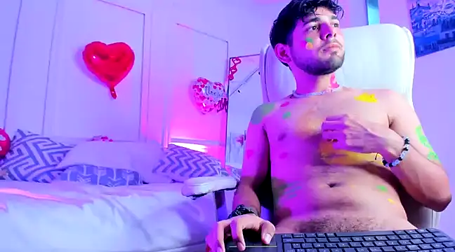 Snapshot of Samir_bear chatting on 02/15/25, 03:39 Samir bear online show from 02/15/25, 03:39