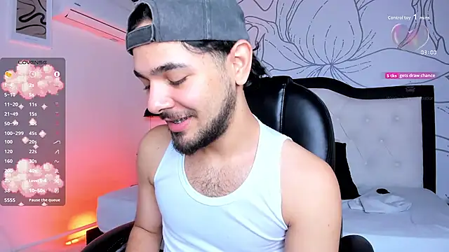 Snapshot of Samir_bear chatting on 11/07/25, 12:49 Samir bear online show from 11/07/25, 12:49