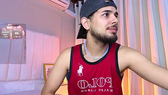 Snapshot of Samir_bear chatting on 11/12/25, 12:38 Samir bear online show from 11/12/25, 12:38