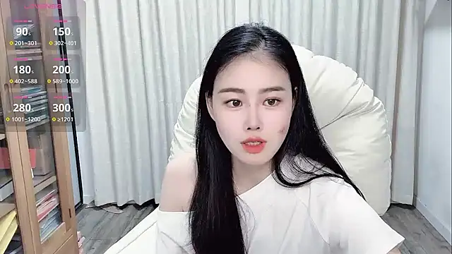 Snapshot of LILI-Baobei chatting on 09/20/25, 06:14 LILI-Baobei online show from 09/20/25, 06:14