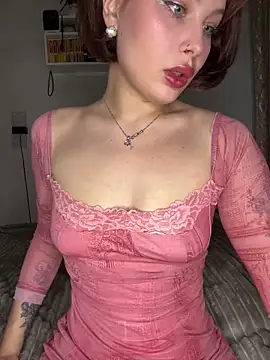 Snapshot of AmmyRich1 chatting on 06/11/26, 04:32 AmmyRich1 online show from 06/11/26, 04:32