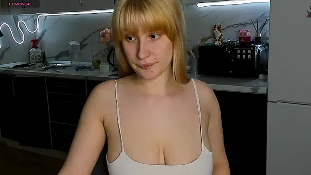 Sweet white chocolate online show from 02/28/26, 05:58