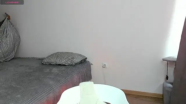 Sweet white chocolate online show from 06/16/26, 10:18