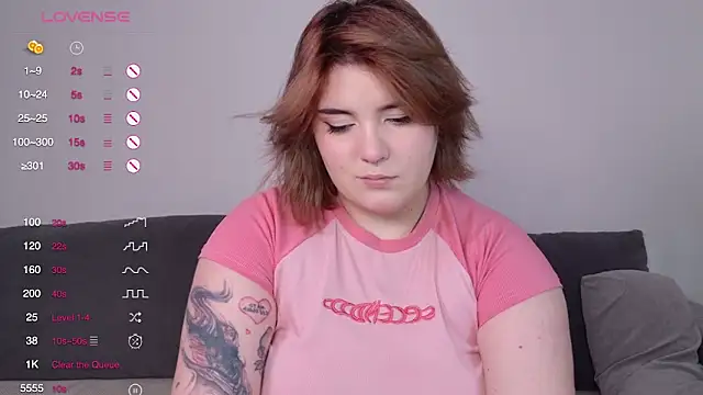 Snapshot of YumiYammy chatting on 11/03/25, 08:32 YumiYammy online show from 11/03/25, 08:32