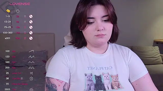 Snapshot of YumiYammy chatting on 12/05/25, 08:05 YumiYammy online show from 12/05/25, 08:05