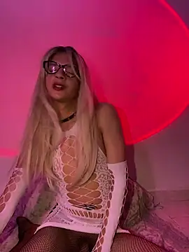 thalia dyson online show from 03/08/25, 04:34