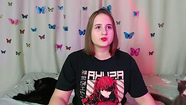 Snapshot of Phantommira chatting on 12/27/24, 07:14 Phantommira online show from 12/27/24, 07:14