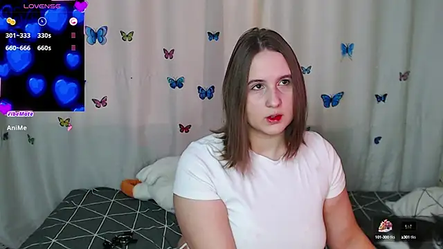 Snapshot of Phantommira chatting on 03/02/25, 11:29 Phantommira online show from 03/02/25, 11:29