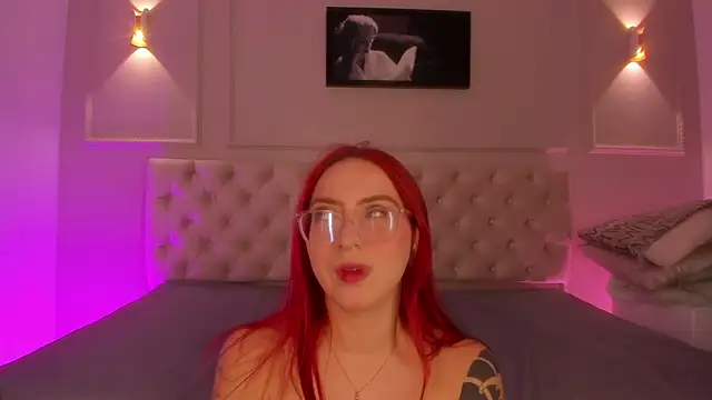 anniemartinezz online show from 09/14/25, 01:32