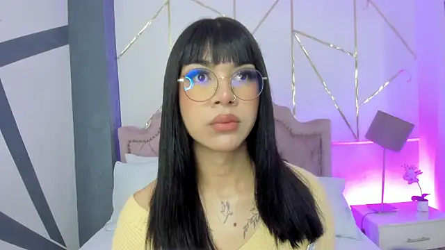 RoseCassie online show from 01/20/25, 12:39