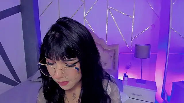 RoseCassie online show from 02/05/25, 04:14