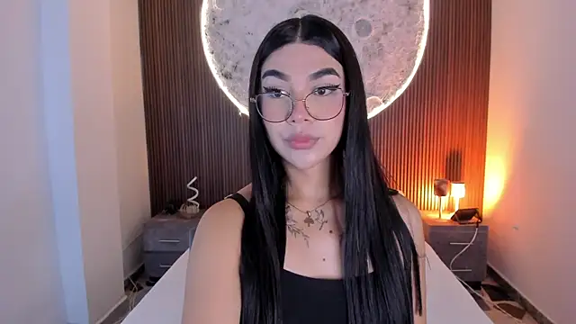 RoseCassie online show from 05/08/26, 01:05