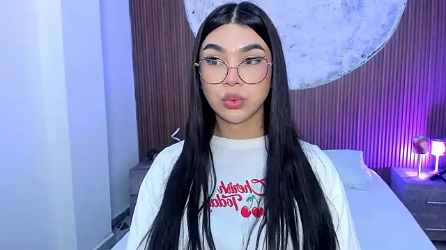 RoseCassie online show from 05/12/26, 02:03