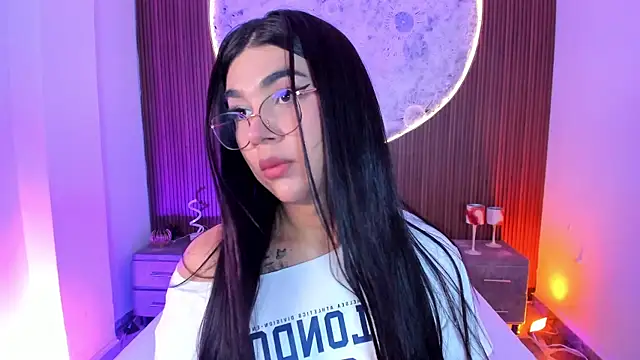 RoseCassie online show from 05/28/26, 02:03