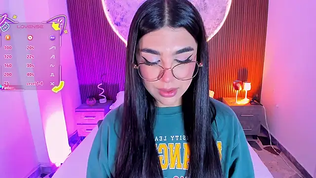RoseCassie online show from 06/08/26, 12:49
