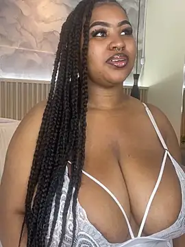 AinaraJimenez online show from 12/04/25, 07:00