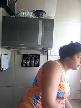 ppatriciarabello online show from 11/05/25, 02:50