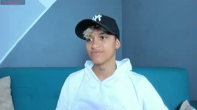 Dominick jones online show from 03/06/25, 08:37