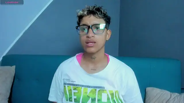 Dominick jones online show from 03/14/25, 06:39