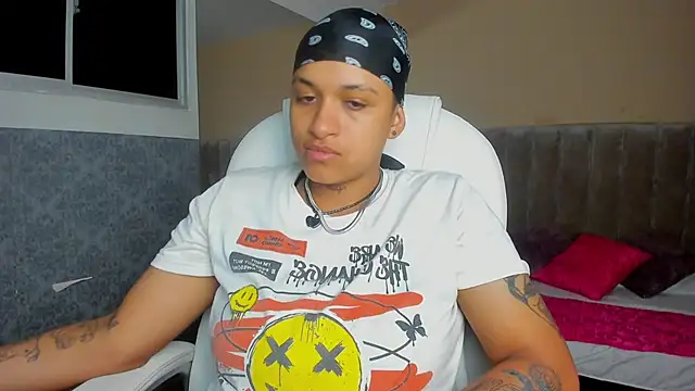 Dominick jones online show from 09/09/25, 04:45