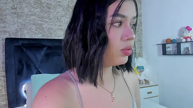 Lily Woodz online show from 11/12/25, 07:13