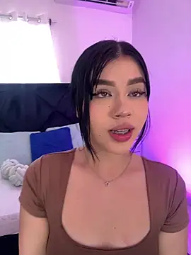 Lily Woodz online show from 05/02/26, 07:08