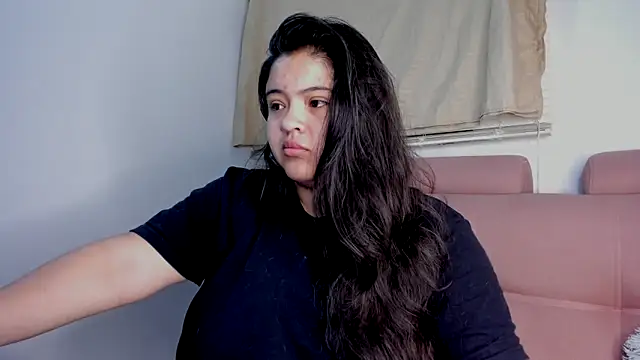 lizzie c online show from 10/27/25, 08:18