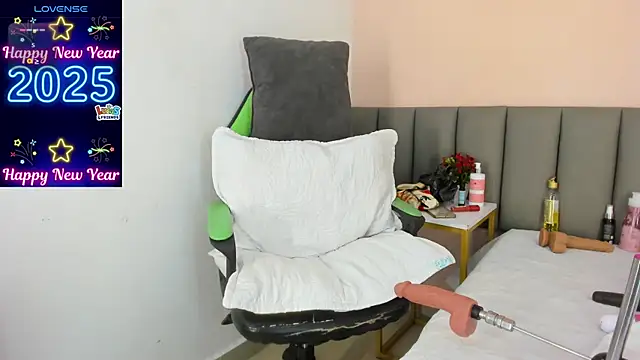 celeste smmith  online show from 01/14/25, 04:04