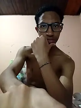 Snapshot of matheusroger chatting on 12/20/24, 05:04 matheusroger online show from 12/20/24, 05:04