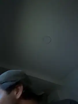 Snapshot of porplata22 chatting on 10/23/25, 03:17 porplata22 online show from 10/23/25, 03:17