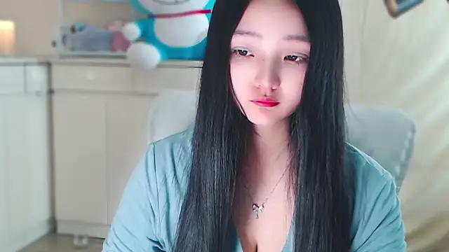xiao-xiao-D online show from 01/08/25, 12:37