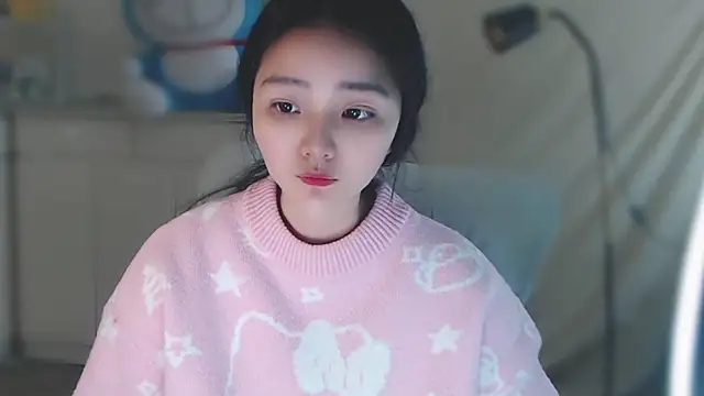 xiao-xiao-D online show from 02/03/25, 12:57