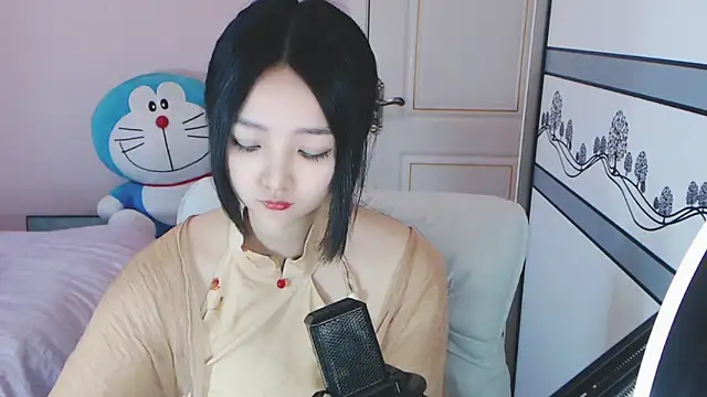 xiao-xiao-D online show from 02/24/25, 05:22