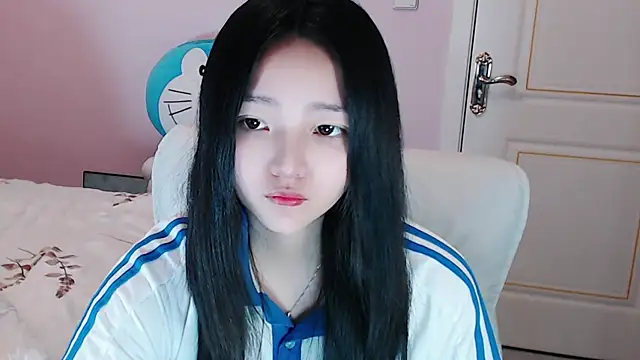 xiao-xiao-D online show from 03/06/25, 12:30