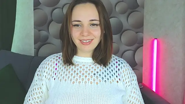 Cute smile sharon online show from 02/10/25, 05:36