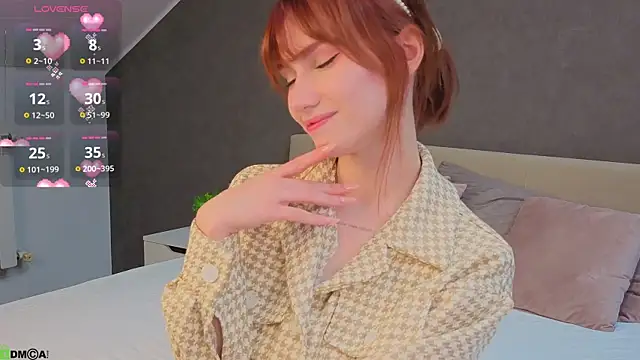 Mollly Rouge online show from 09/27/25, 12:48