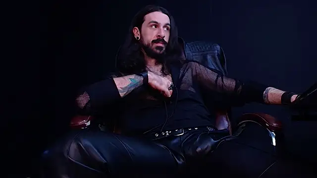 Snapshot of AxelColton chatting on 11/08/25, 11:43 AxelColton online show from 11/08/25, 11:43