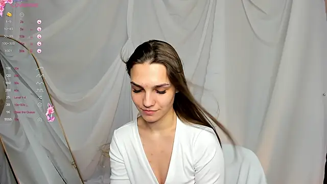 lesi bloom online show from 01/31/25, 12:29