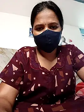 Snapshot of Tamil_Sanjana_ chatting on 09/25/25, 07:45 Tamil Sanjana online show from 09/25/25, 07:45