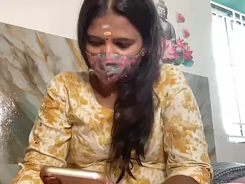 Snapshot of Tamil_Sanjana_ chatting on 09/26/25, 06:39 Tamil Sanjana online show from 09/26/25, 06:39