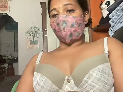 Snapshot of Tamil_Sanjana_ chatting on 10/05/25, 06:17 Tamil Sanjana online show from 10/05/25, 06:17