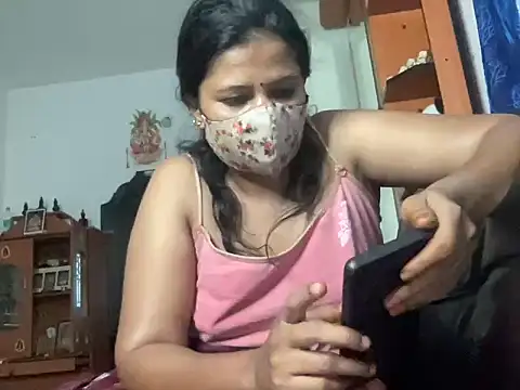 Snapshot of Tamil_Sanjana_ chatting on 10/09/25, 01:03 Tamil Sanjana online show from 10/09/25, 01:03