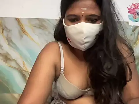 Snapshot of Tamil_Sanjana_ chatting on 12/14/25, 01:27 Tamil Sanjana online show from 12/14/25, 01:27