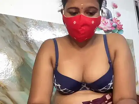 Tamil Sanjana  online show from 12/20/25, 04:58