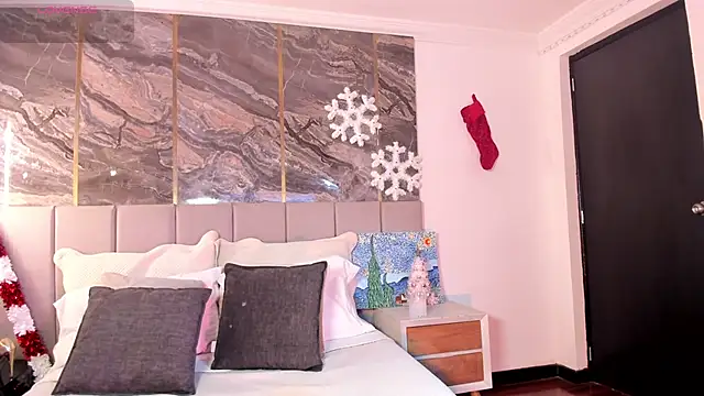 Snapshot of Sienna_Blake_ chatting on 12/03/25, 07:34 Sienna Blake online show from 12/03/25, 07:34