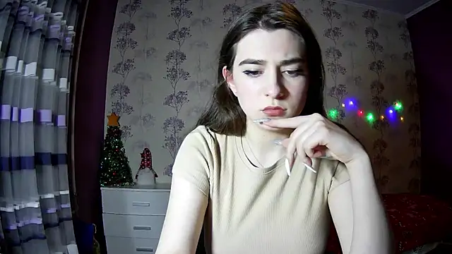Snapshot of Sofiy_a chatting on 01/09/25, 11:45 Sofiy a online show from 01/09/25, 11:45