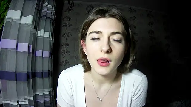 Snapshot of Sofiy_a chatting on 01/27/25, 12:01 Sofiy a online show from 01/27/25, 12:01