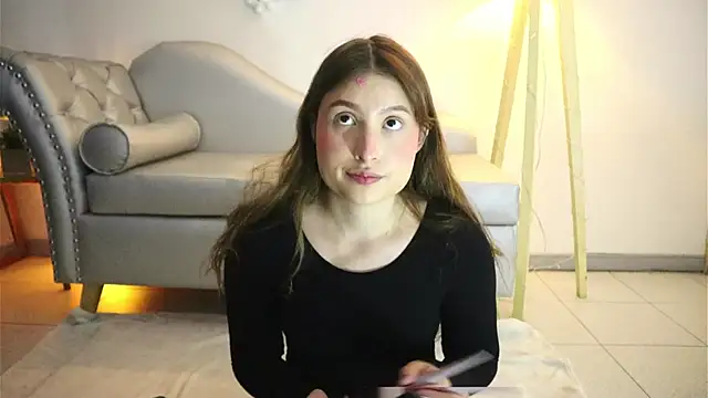 Daisha Riley online show from 12/04/25, 02:04