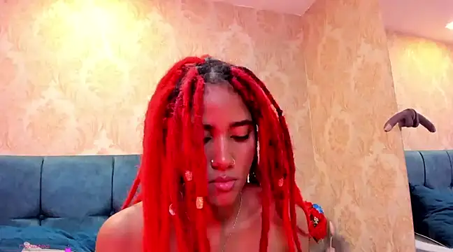 Snapshot of CintiaWalker chatting on 02/13/25, 03:24 CintiaWalker online show from 02/13/25, 03:24