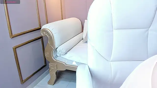 Snapshot of PerlaPreciosa chatting on 03/11/25, 03:48 PerlaPreciosa online show from 03/11/25, 03:48